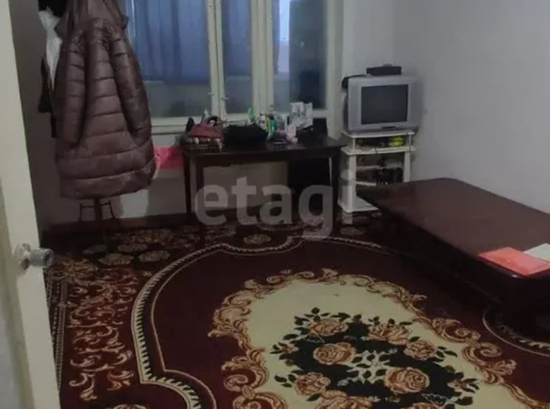 Kvartira 3 xonalar 68 m² Samarqandda