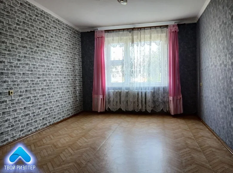 1 room apartment 43 m² Rechytsa, Belarus