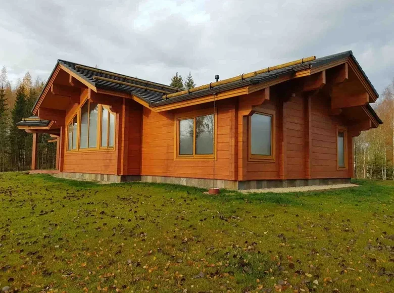 villa de 5 chambres 208 m² Amatciems, Lettonie