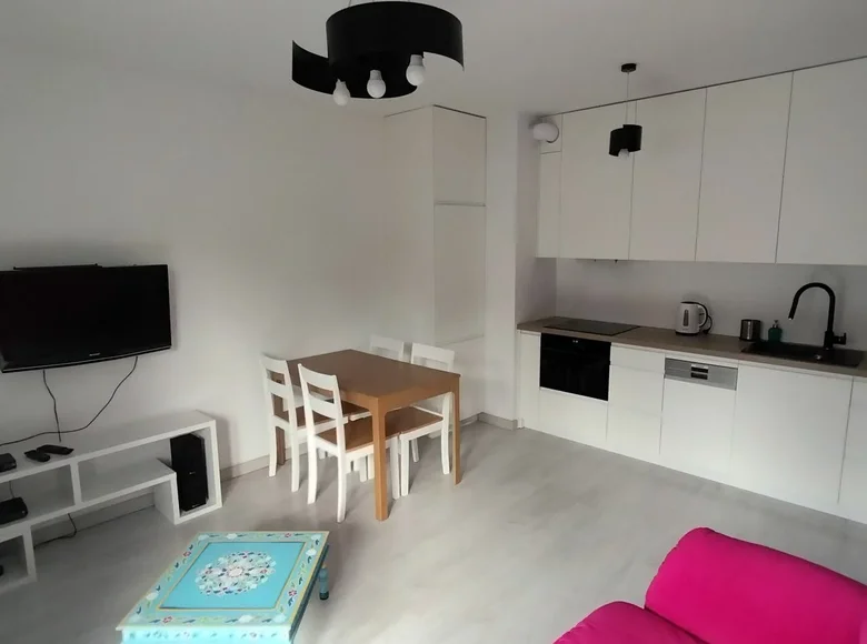 2 room apartment 37 m² in Warsaw, Poland