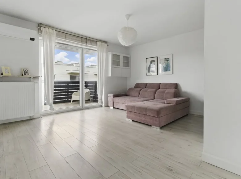 Квартира 2 комнаты 44 м² Марки, Польша