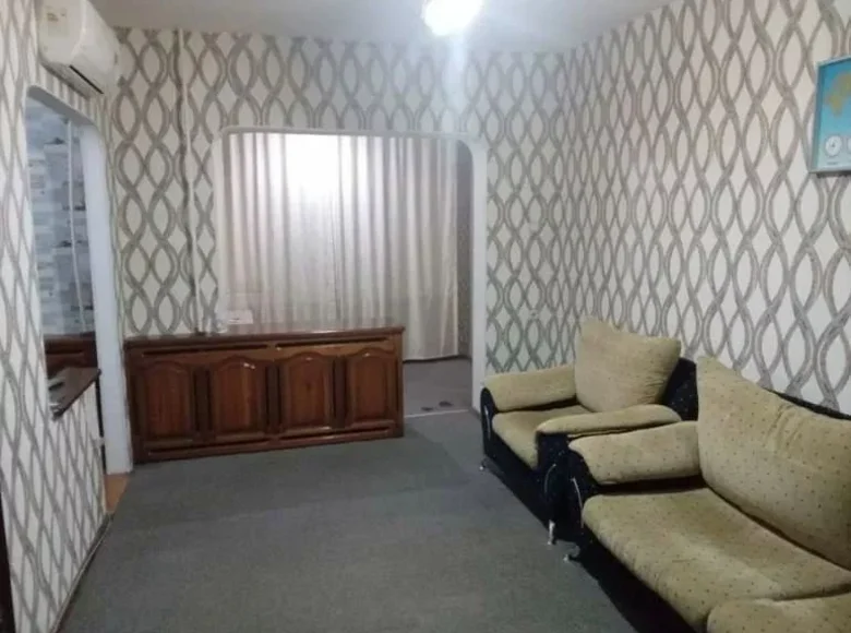 Kvartira 1 xona 38 m² Toshkentda