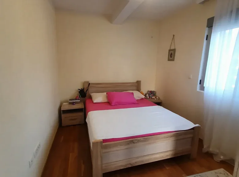 3 bedroom apartment 94 m² Rafailovici, Montenegro