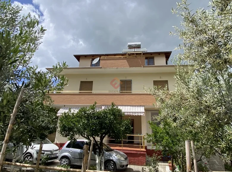 Maison 455 m² Vlora, Albanie