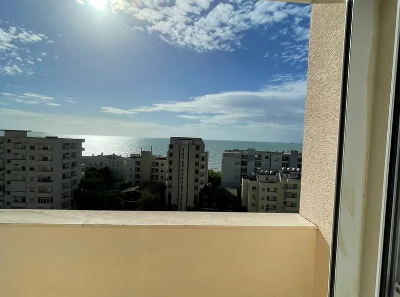 1 bedroom apartment 64 m² Durres, Albania