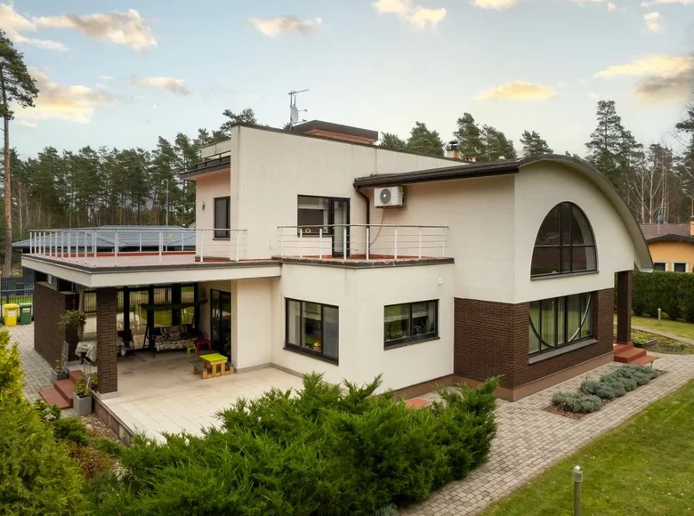 Dom 5 pokojów 478 m² Mucenieki, Łotwa