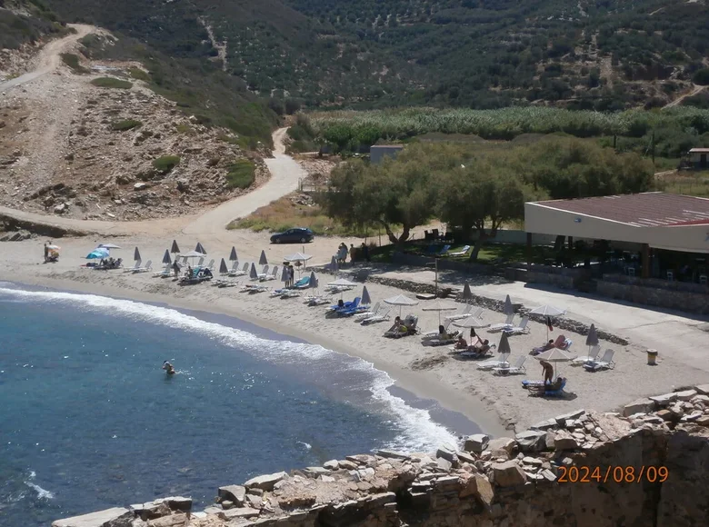 Land 1 room  Sisses, Greece