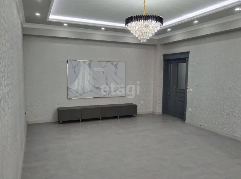 Kvartira 2 xonalar 70 m² Samarqandda