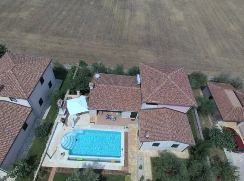 Villa de 4 dormitorios 168 m² Porec, Croacia
