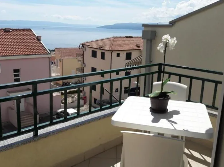 Hotel 411 m² in Makarska, Croatia