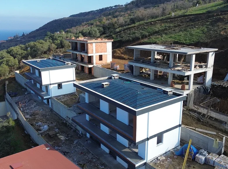 Villa 7 zimmer 275 m² Cinarcik, Türkei