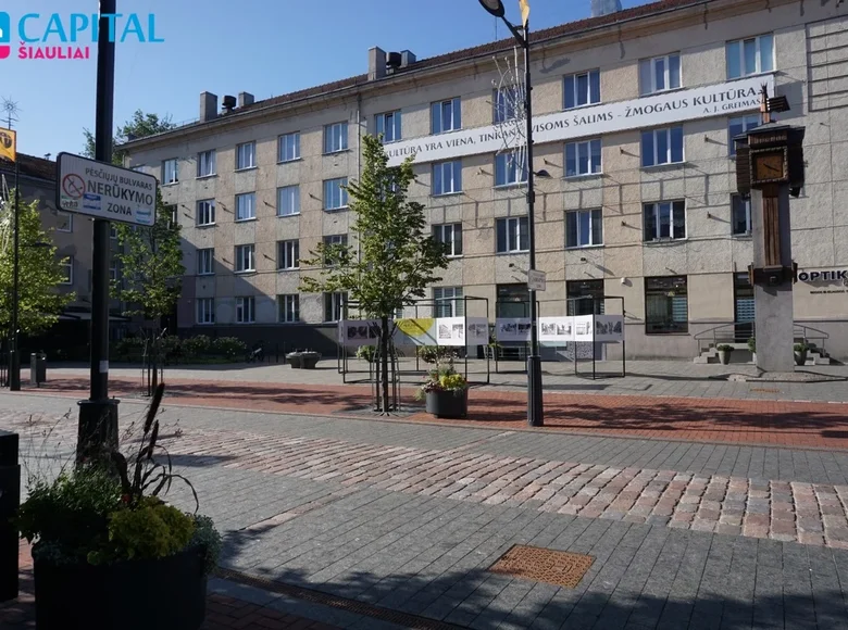 Commercial property 80 m² in Šiauliai, Lithuania
