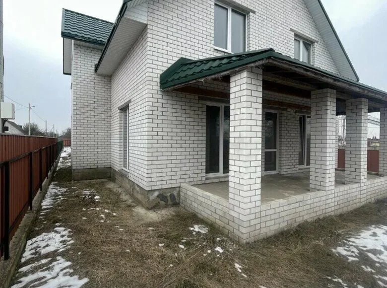 Dom wolnostojący 156 m² Lida, Białoruś