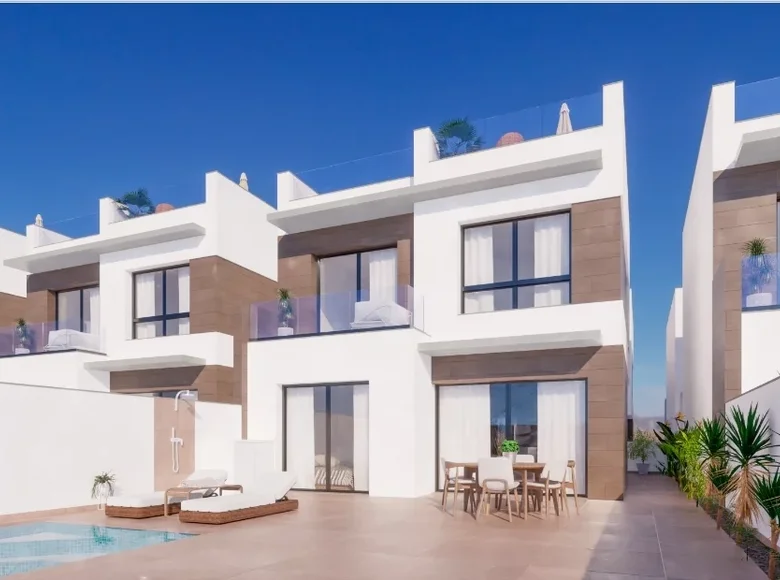 Villa de tres dormitorios 137 m² Benijófar, Španjolska