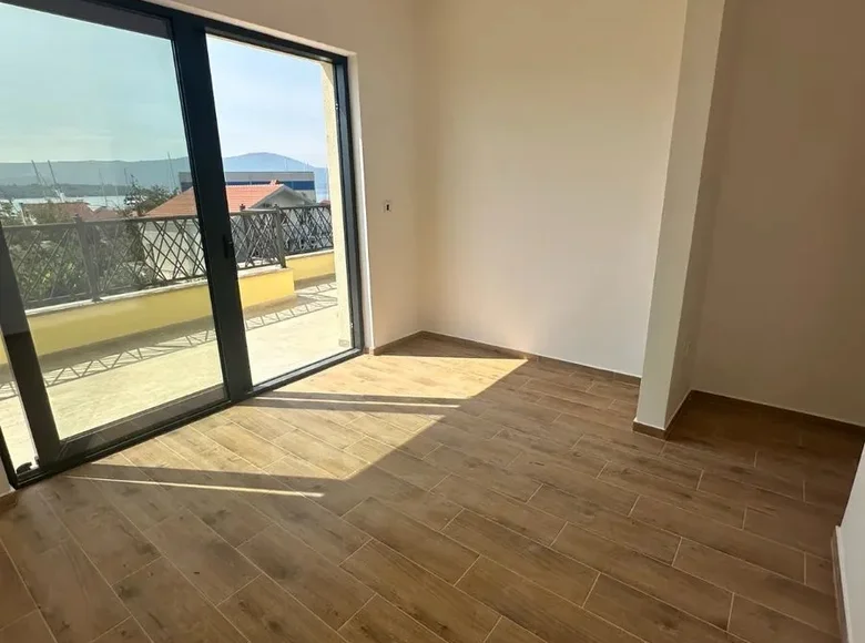 Mieszkanie 1 pokój 59 m² Tivat, Czarnogóra