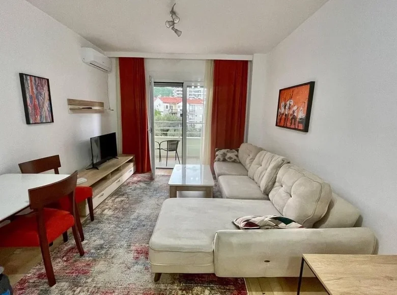 Mieszkanie 2 pokoi 40 m² Budva, Czarnogóra