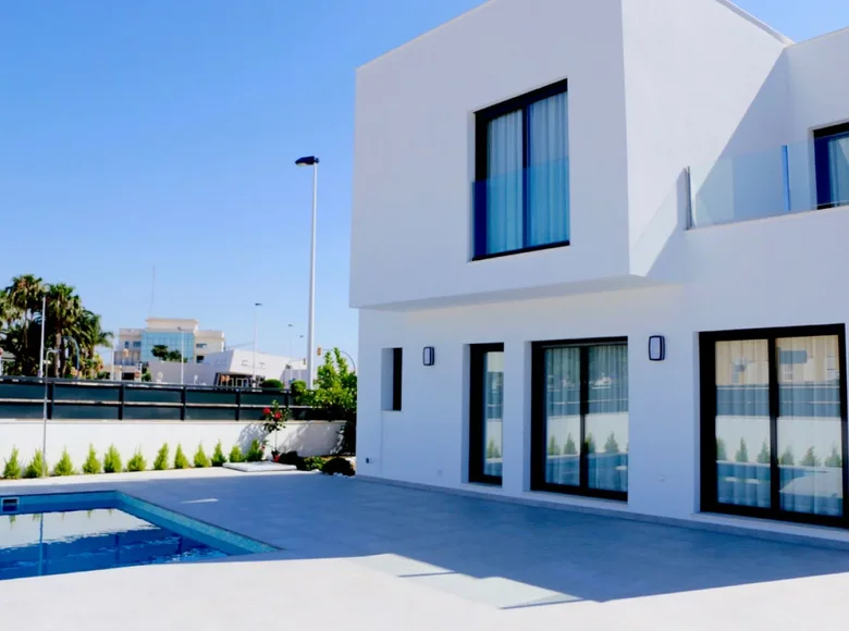 3 bedroom villa 149 m² San Pedro del Pinatar, Spain