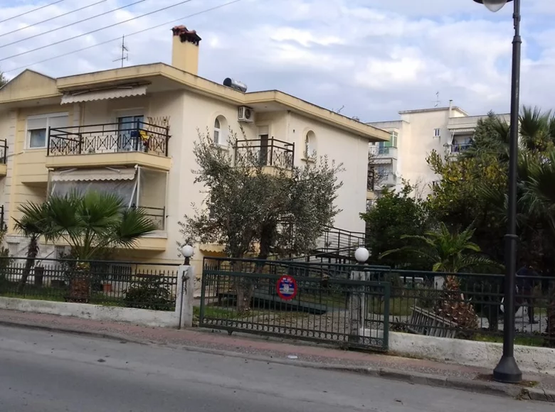 Dom 8 pokojów 330 m² Dimos Thessaloniki, Grecja