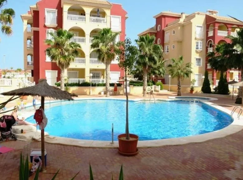 2 bedroom apartment 75 m² Los Alcazares, Spain