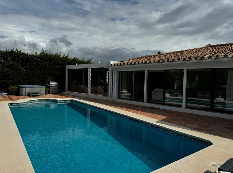 Casa 8 habitaciones 550 m² San Pedro Alcantara, Španjolska