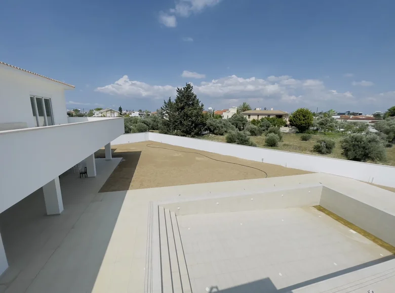 5 bedroom house 803 m² Strovolos, Cyprus