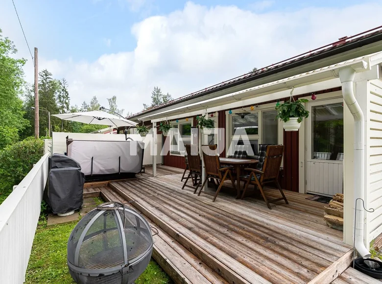 Mieszkanie 3 pokoi 79 m² Jarvenpaa, Finlandia
