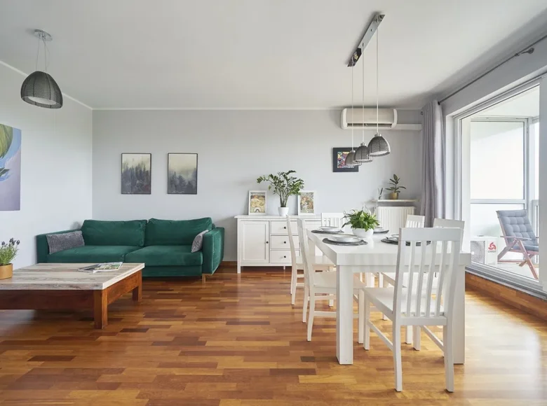Квартира 3 комнаты 78 м² в Варшаве, Польша