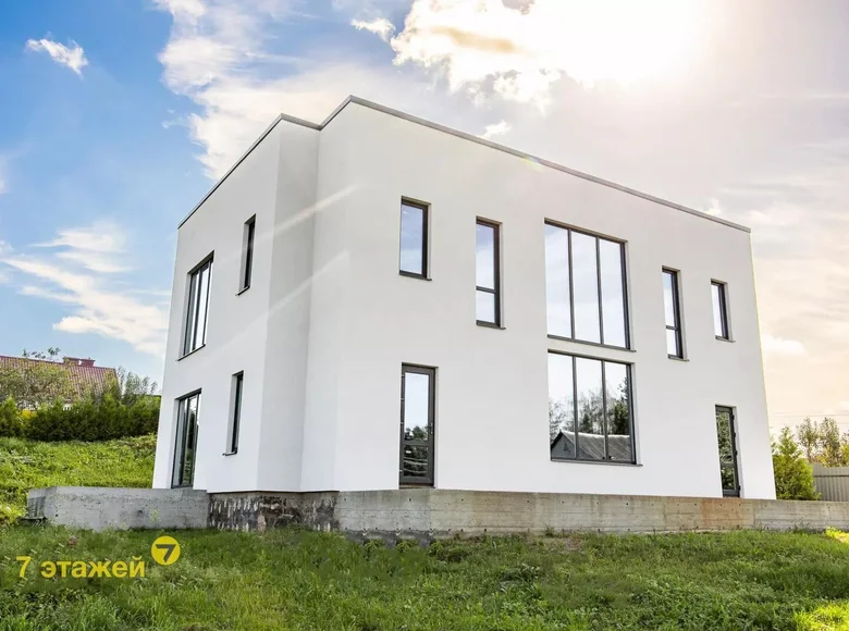 Casa 228 m² Mikalajevicy, Bielorrusia