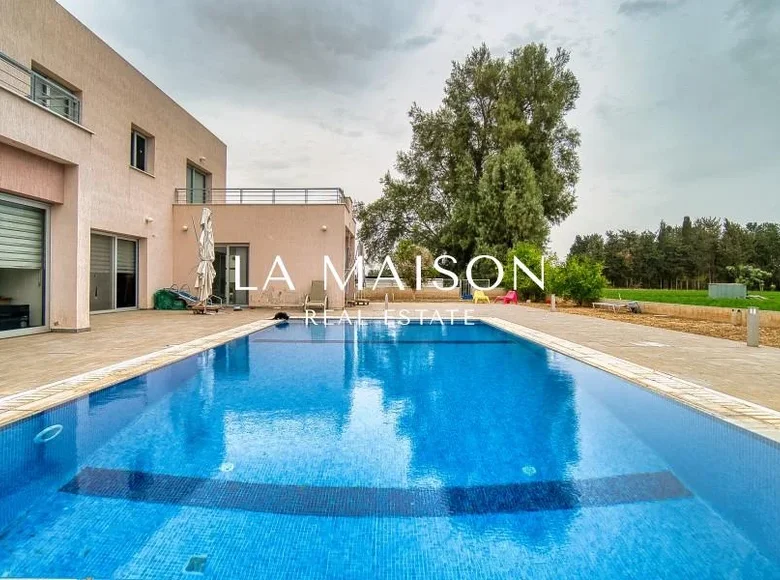 4 bedroom house 300 m² Yeroskipou, Cyprus