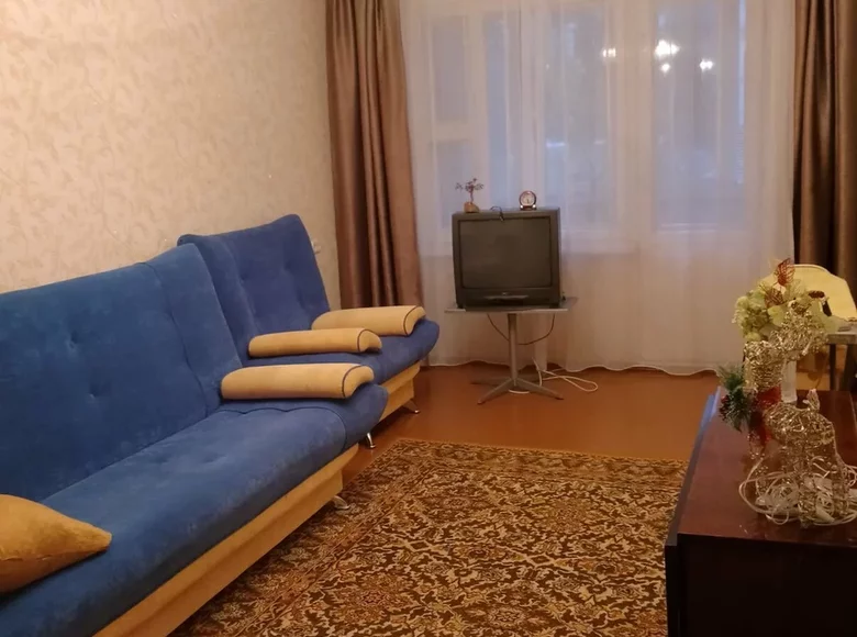 Apartamento 4 habitaciones 83 m² Gómel, Bielorrusia
