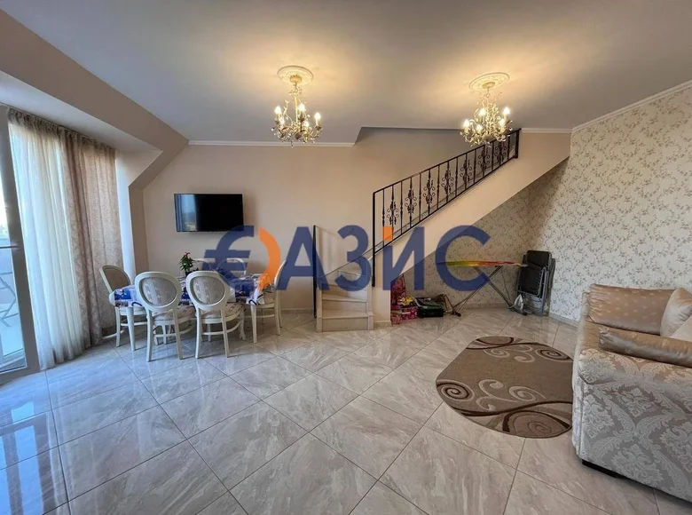 Mieszkanie 4 pokoi 134 m² Nesebyr, Bułgaria