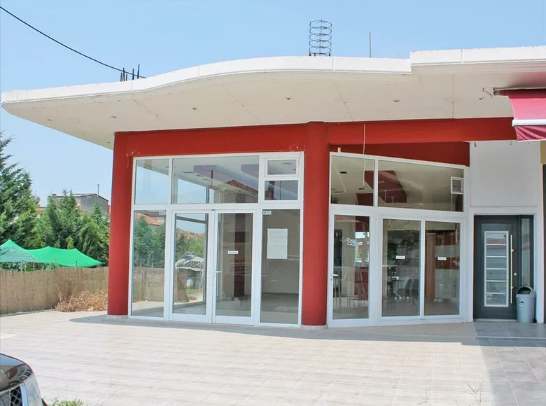 Propriété commerciale 110 m² à Korinos, Grèce