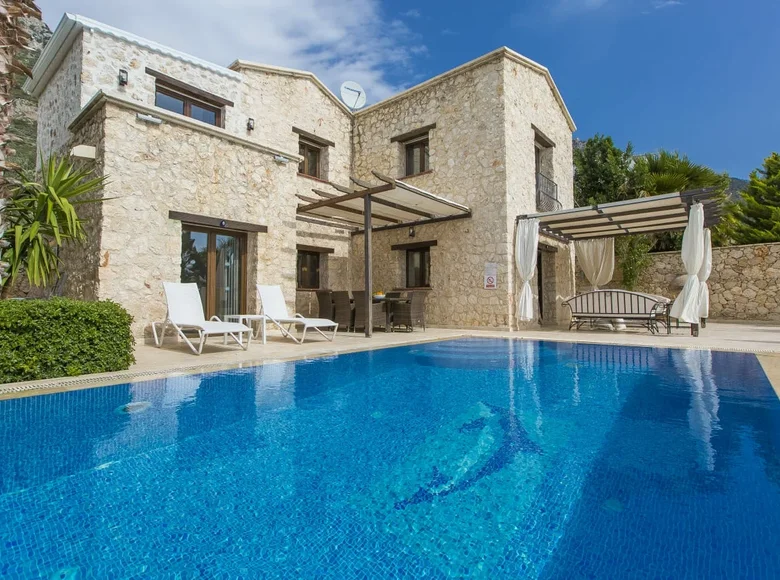 Вилла 4 спальни 220 м² Kalkan, Турция