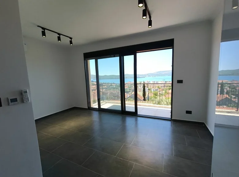 Villa 3 pièces 97 m² Lepetane, Monténégro