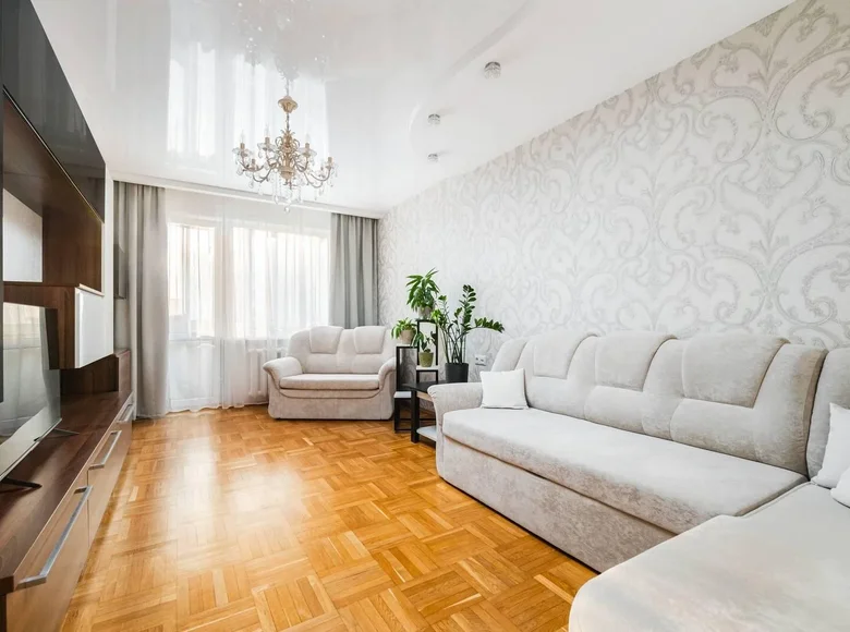 Apartamento 3 habitaciones 65 m² Minsk, Bielorrusia