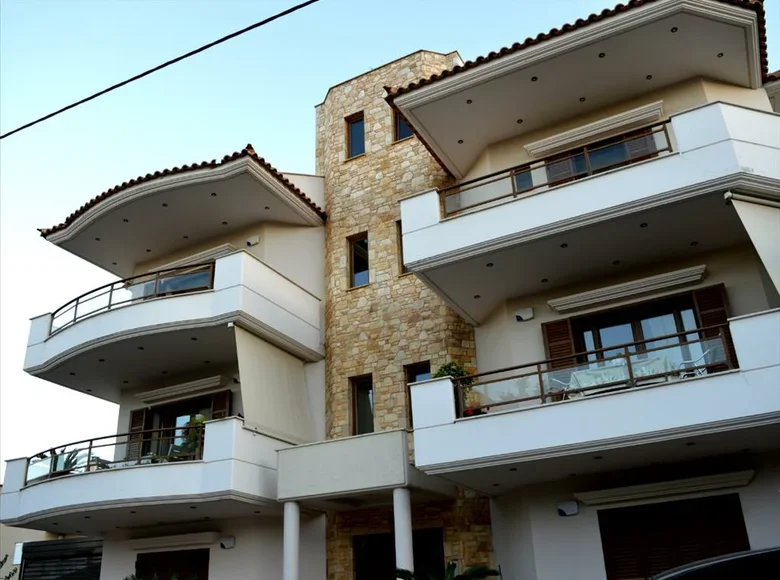 Commercial property 500 m² in Nea Makri, Greece