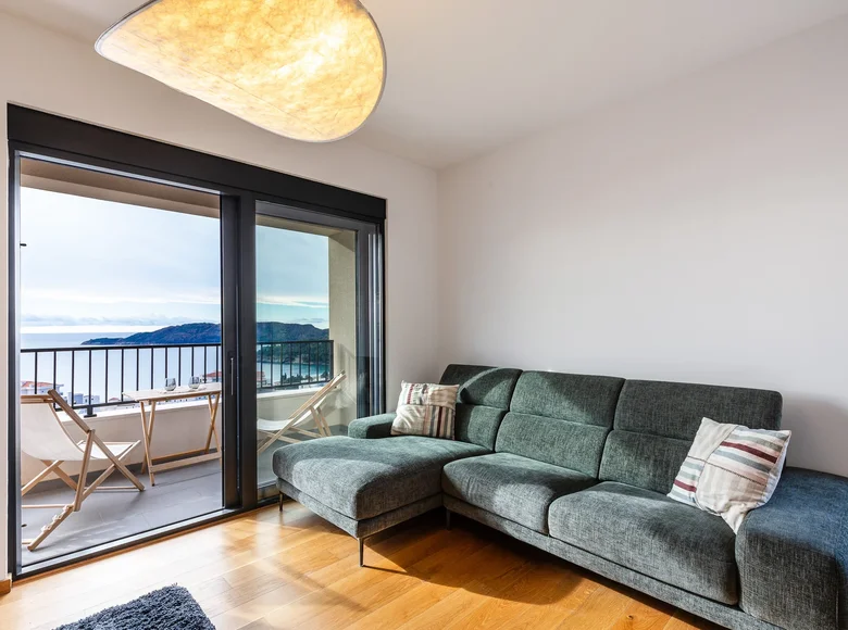 2 bedroom apartment  Becici, Montenegro