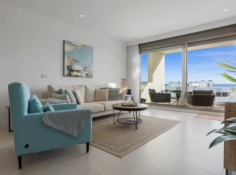 Wohnung 2 Schlafzimmer 142 m² Estepona, Spanien