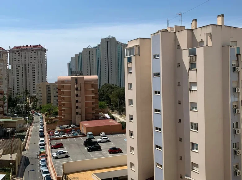 1 bedroom apartment 70 m² Finestrat, Spain