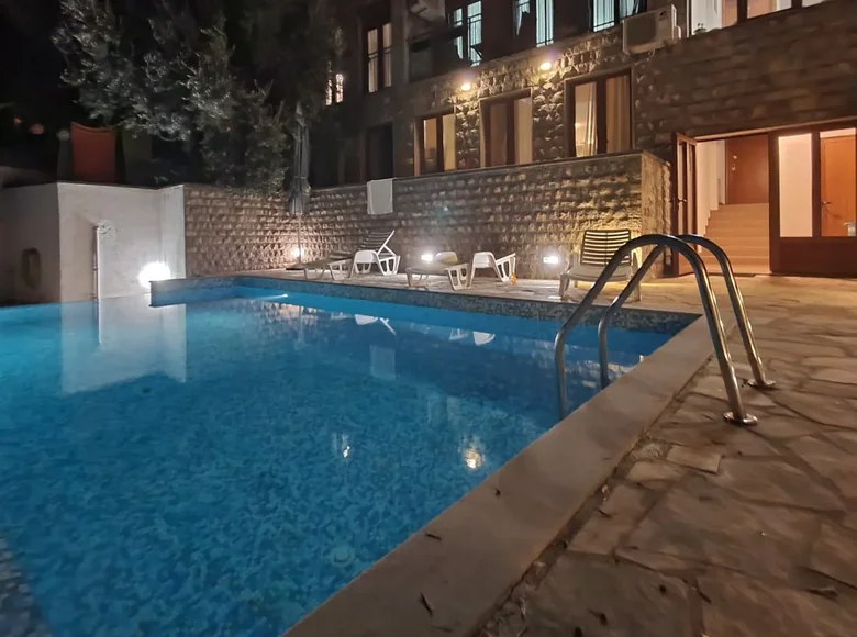 Квартира 3 комнаты 67 м² Петровац, Черногория