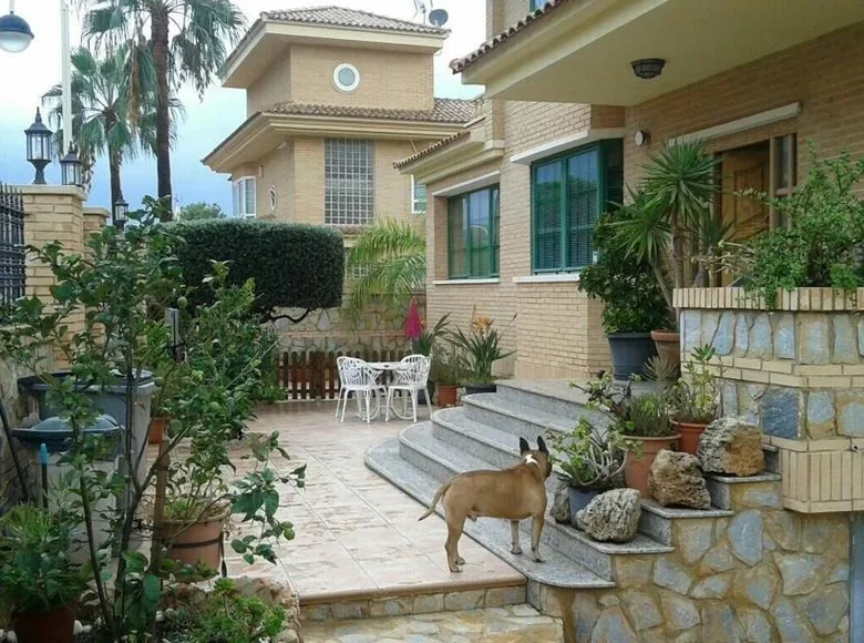 8 bedroom House  Benidorm, Spain