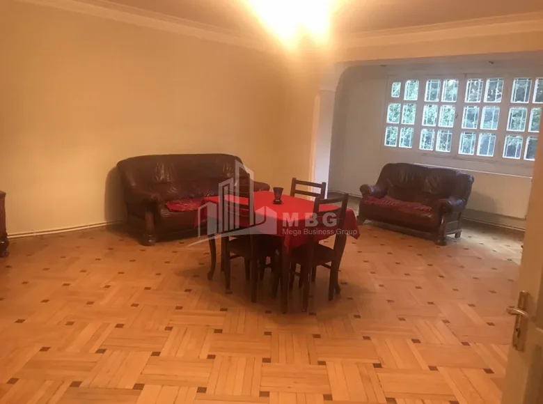 Mieszkanie 4 pokoi 125 m² Tbilisi, Gruzja