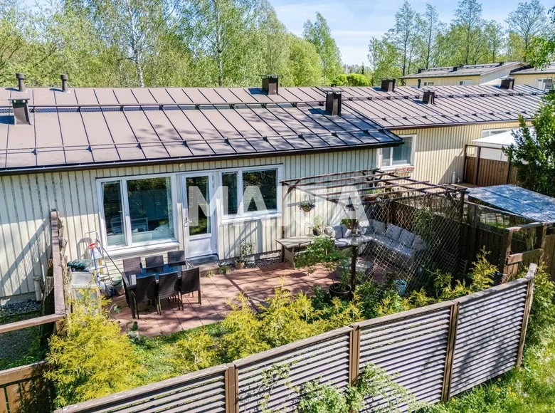 Mieszkanie 3 pokoi 75 m² Helsinki sub region, Finlandia