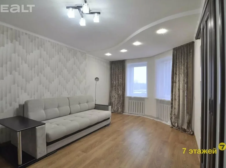 Apartamento 3 habitaciones 63 m² Zdanovicki sielski Saviet, Bielorrusia