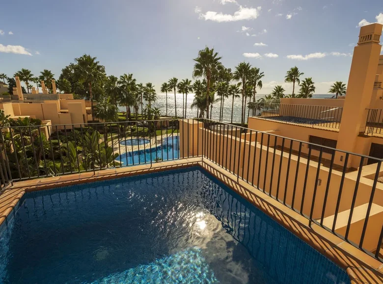 1 bedroom apartment 105 m² Estepona, Spain