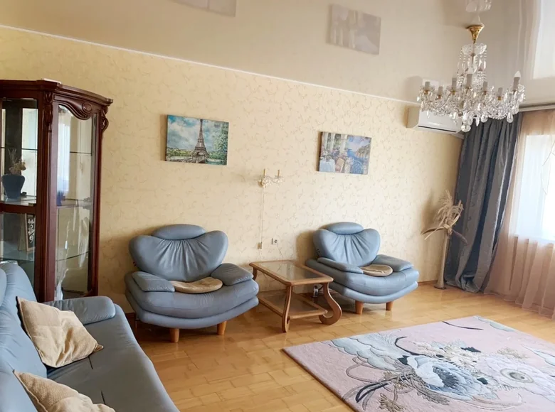 Wohnung 3 Zimmer 126 m² Odessa, Ukraine