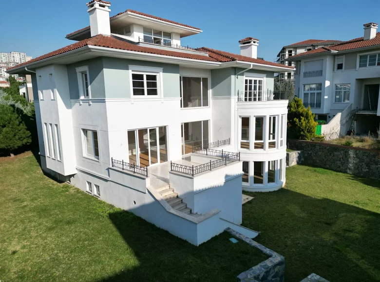 9-Zimmer-Villa 699 m² Alanya, Türkei