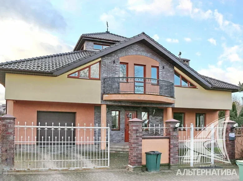 House 324 m² Brest, Belarus