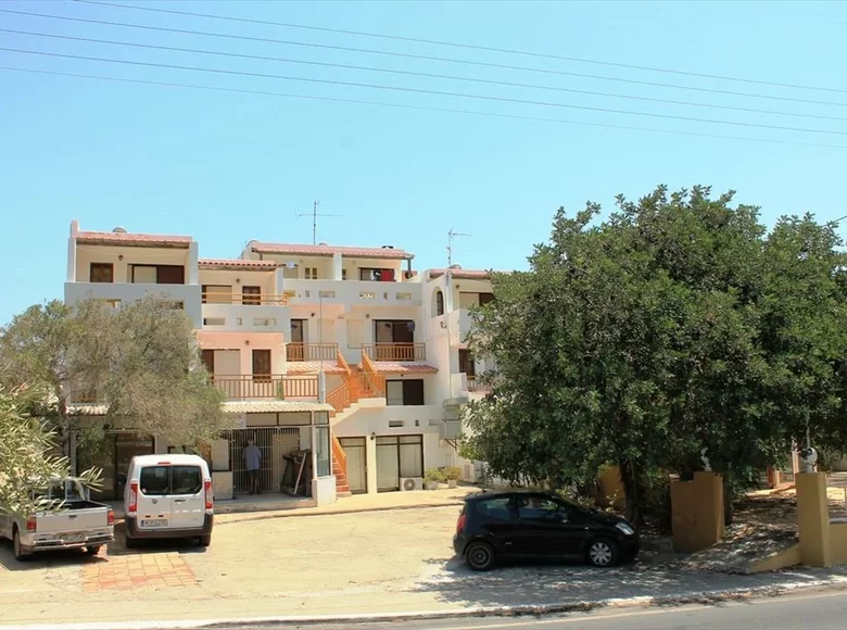Hotel 650 m² in Agios Nikolaos, Greece
