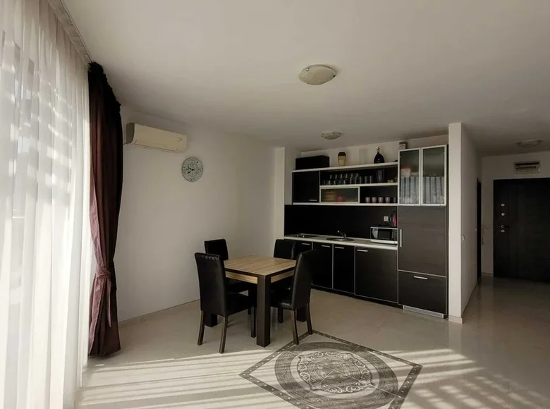 Mieszkanie 3 pokoi 188 m² Sveti Vlas, Bułgaria